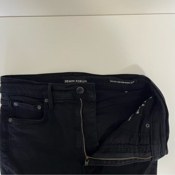 Aritzia Denim Forum 'The Lola' High Rise Skinny Crop - Picture 4 of 7